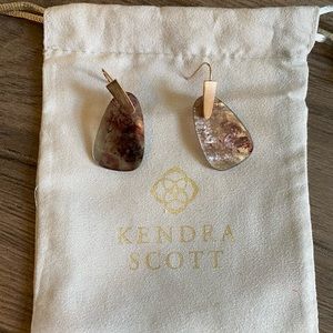 EUC Kendra Scott Earrings